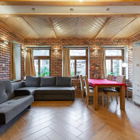 Szumiwoda Apartment *